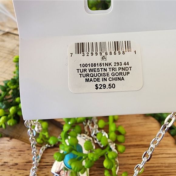 Style and Co three stone highlight turquoise and silver long necklace NWT - Picture 4 of 6